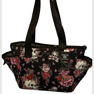 ED HARDY BLACK INSULTED LUNCH TOTE PURSE SKULLS ROSES HEARTS & TUPPERWARE NWT